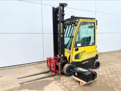 Hyster J1.6XN MWB - Duplex / Rotating Forks / Lithium in vendita da Boss Machinery