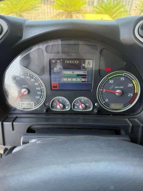 Iveco STRALIS 560 Foto 7