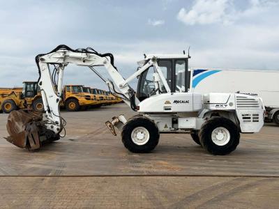 Mecalac 12MTX incl. 5 x bucket in vendita da Big Machinery