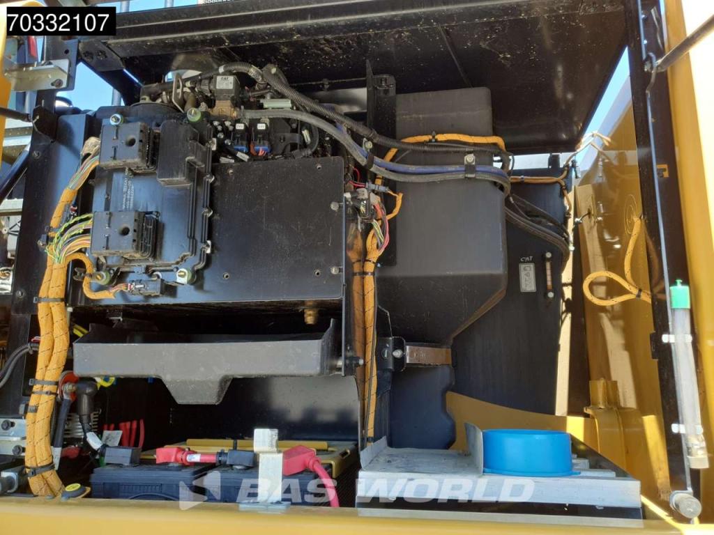 Caterpillar M322 F OUTRIGGERS + BLADE Foto 20