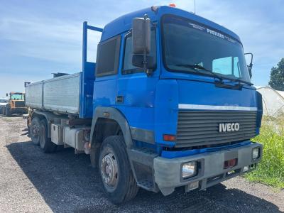 Iveco 240 36 in vendita da Decima Commerciale Srls