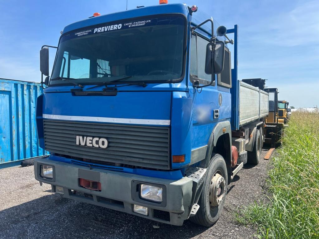 Iveco 240 36 Foto 3