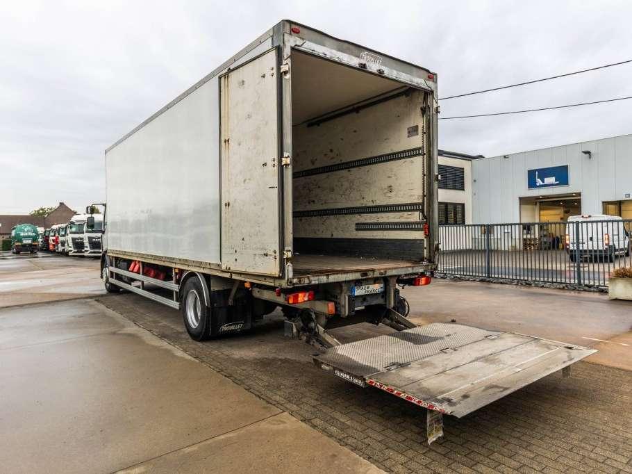 Renault D19 280 DTI+DHOLLANDIA 3T. Foto 9