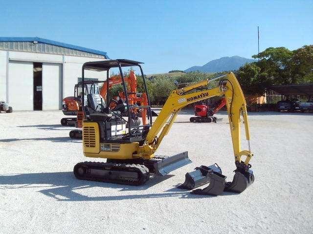 Komatsu PC16R-3HS Foto 8