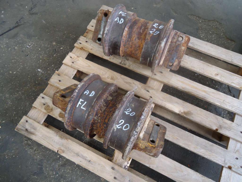 Rulli inferiori per Fiat Allis FL20 - FD20 Foto 5