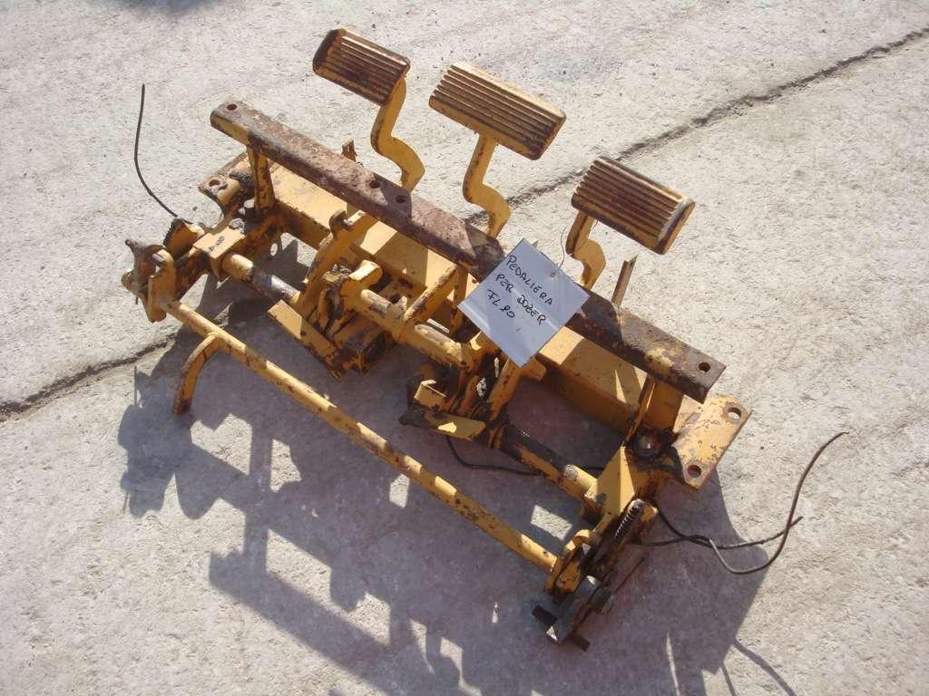 Pedaliera per DOZER FL20 Foto 4