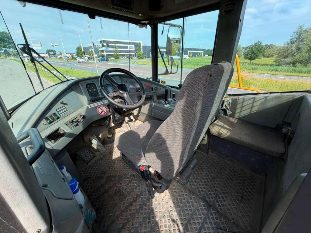 Volvo A25D Foto 17