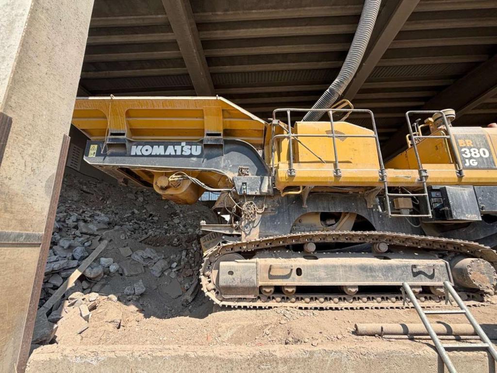 Komatsu BR380JG-1 Foto 3