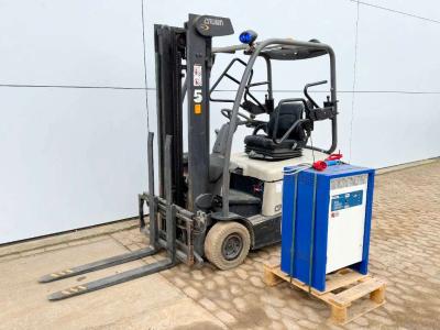 Crown SC4240-1.6 - Duplex / Side Shift / Full Electric in vendita da Boss Machinery