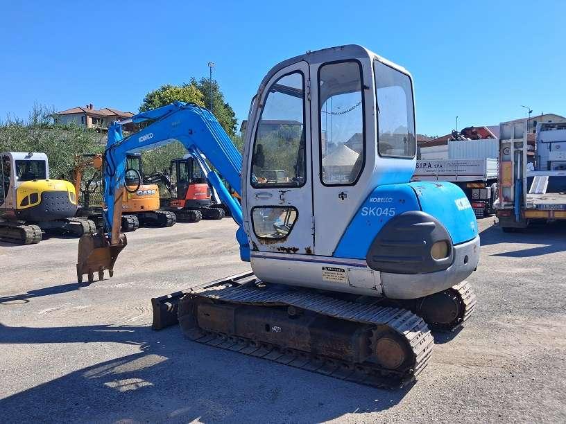 Kobelco SK045 Foto 3