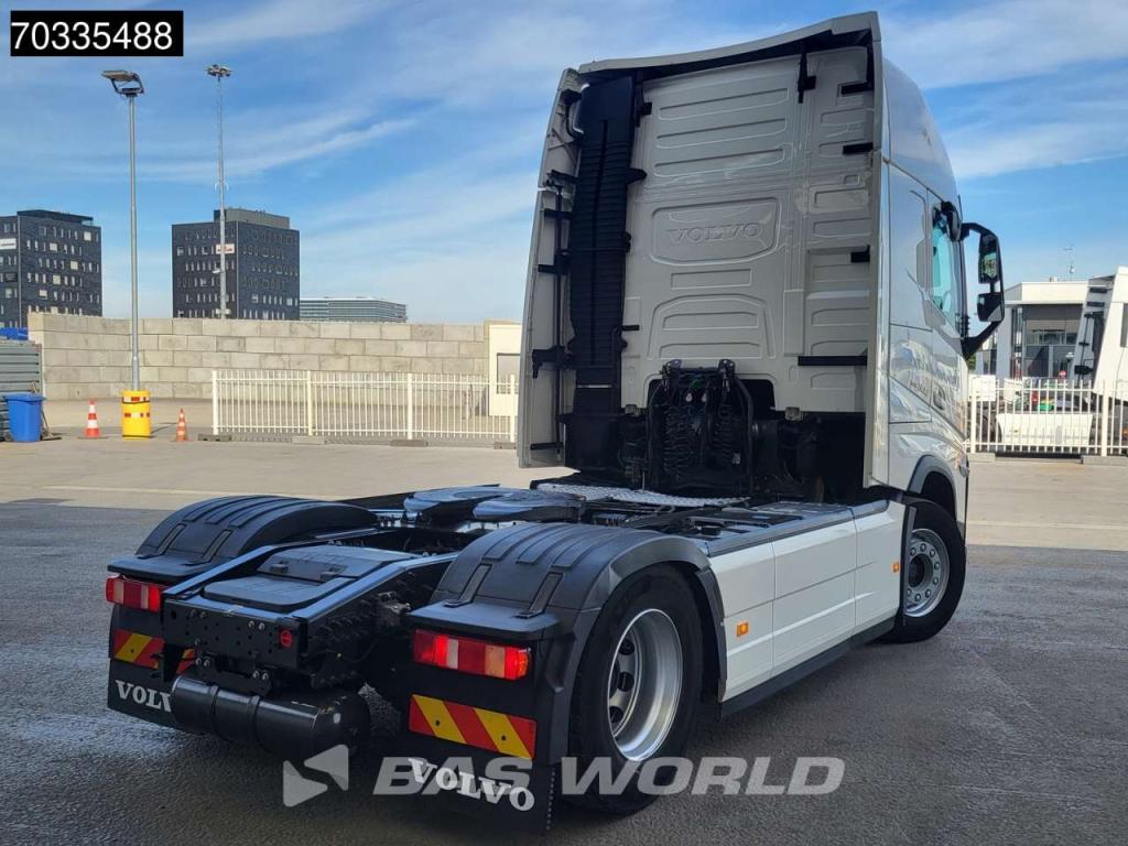 Volvo FH 500 4X2 XL 2x Tanks I-ParkCool ACC Foto 11