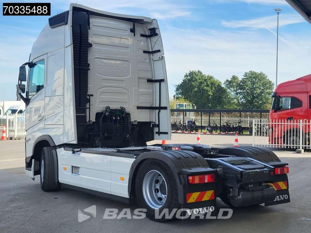 Volvo FH 500 4X2 XL 2x Tanks I-ParkCool ACC Foto 2