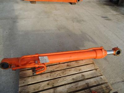 Pistone sollevamento per HITACHI - FIAT HITACHI ZAXIS 210 1° SERIE - EX215 in vendita da OLM 90 Srl