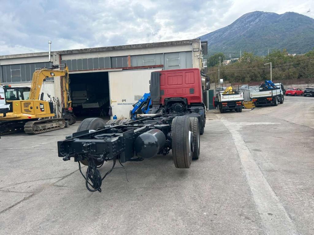 Iveco STRALIS HI-STREET 260S31 Foto 16