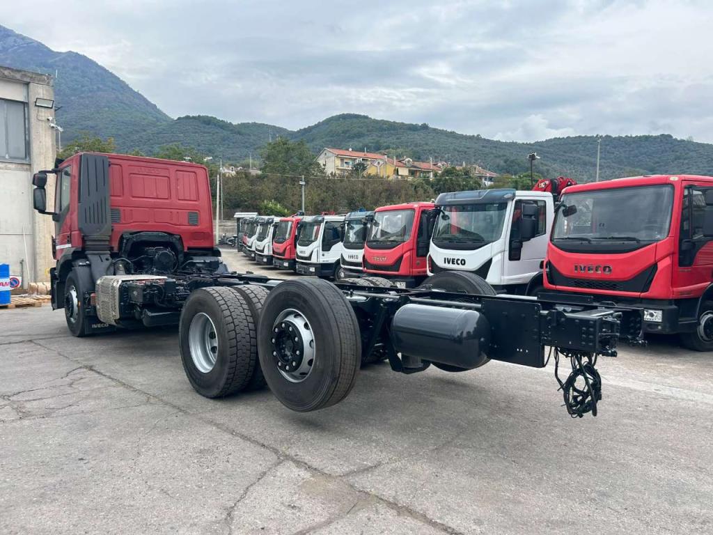 Iveco STRALIS HI-STREET 260S31 Foto 19