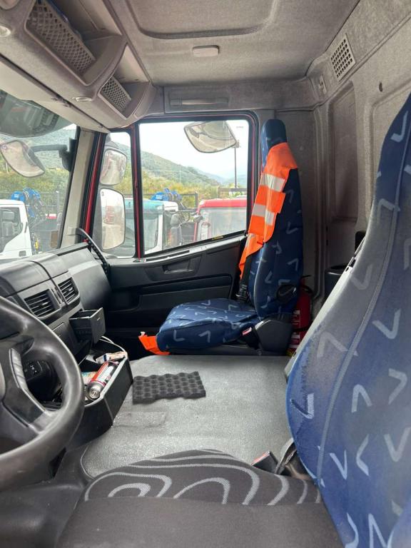 Iveco STRALIS HI-STREET 260S31 Foto 26