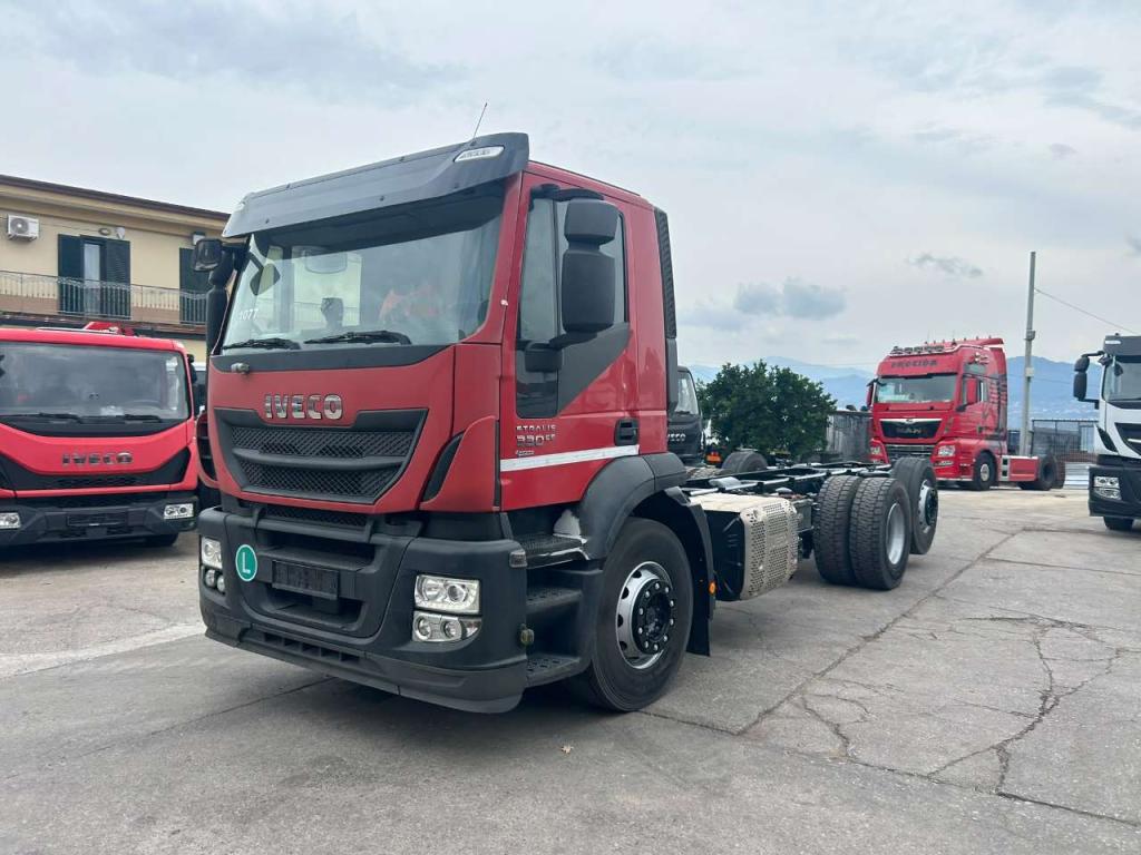 Iveco STRALIS HI-STREET 260S31 Foto 3