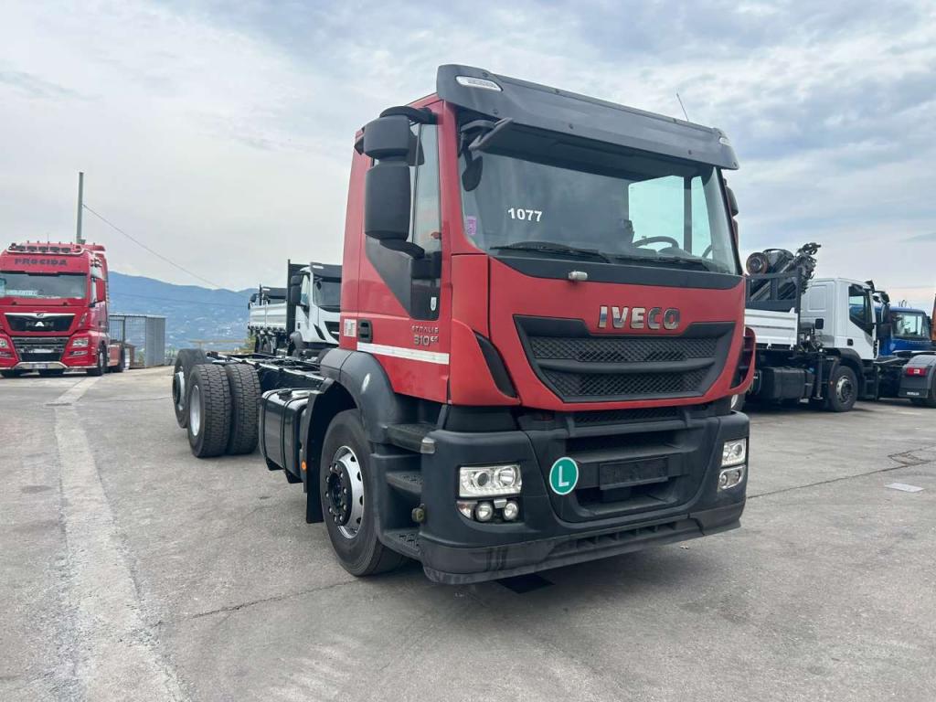 Iveco STRALIS HI-STREET 260S31 Foto 6