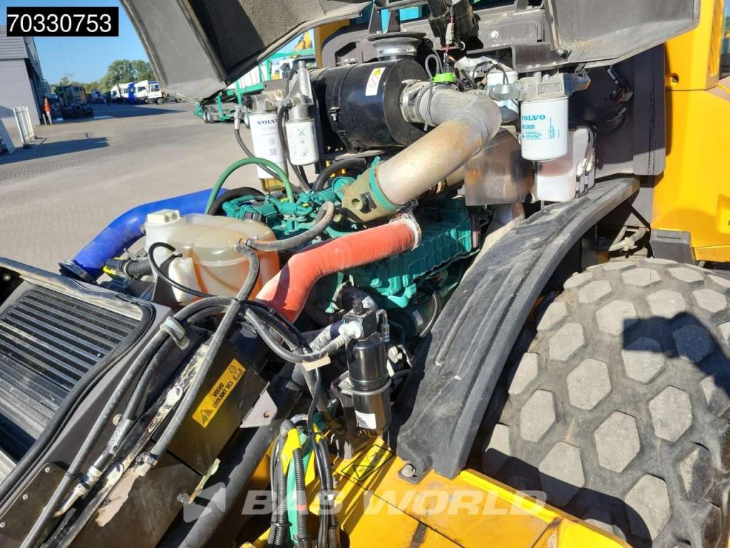 Volvo SD115 B A/C Foto 12