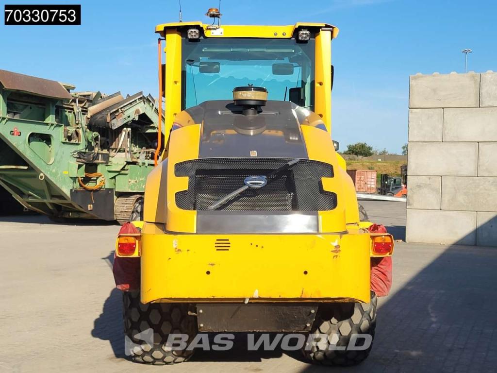 Volvo SD115 B A/C Foto 3