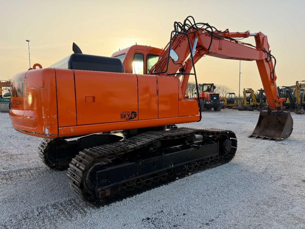 Komatsu PC200EN-6K Foto 3
