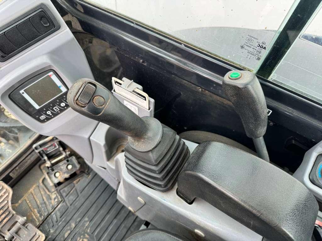Kubota KX 037-4 - Hammer Lines / Quick Coupler Foto 10