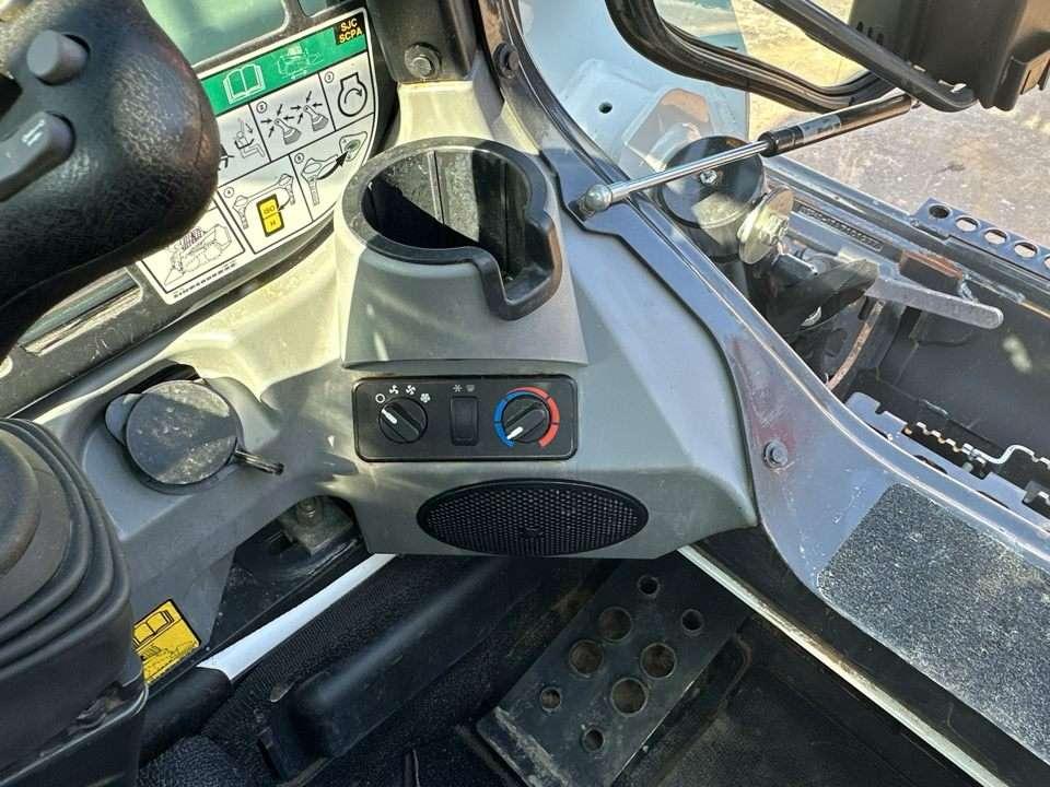 Bobcat T590 Foto 12