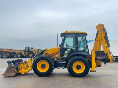 JCB 4CX in vendita da Big Machinery