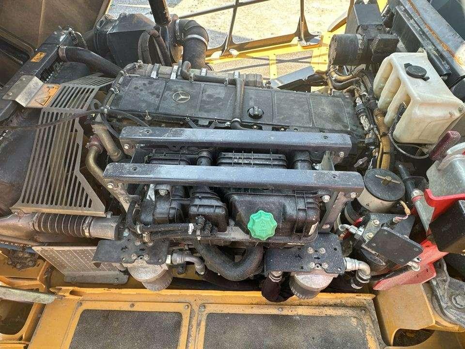 Bell B50E 6X6 Foto 11