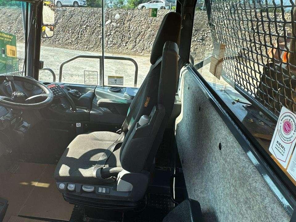 Bell B50E 6X6 Foto 13