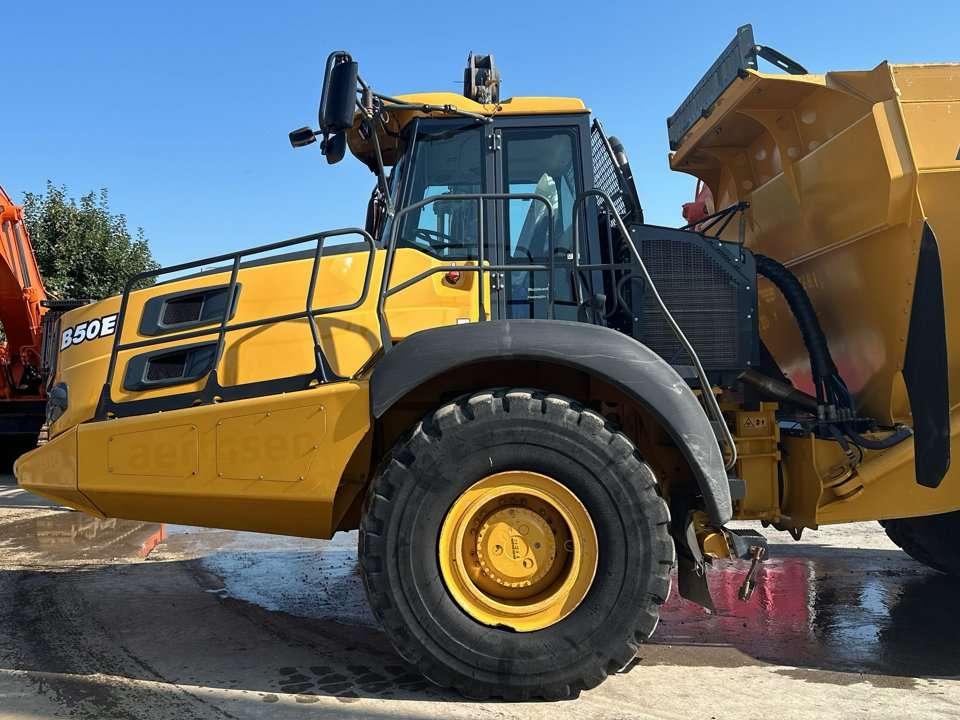 Bell B50E 6X6 Foto 4