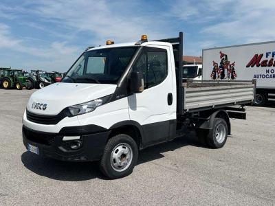 Iveco DAILY 35-140 4x2 Foto 1