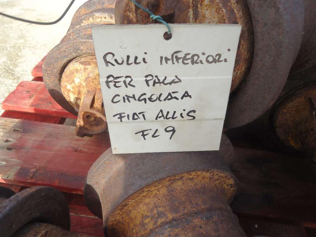 Rulli inferiori per Fiat Allis FL9-100C-AD7-FL8 Foto 5