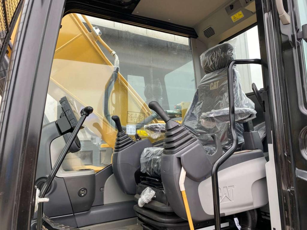 Caterpillar 323D3 Foto 16