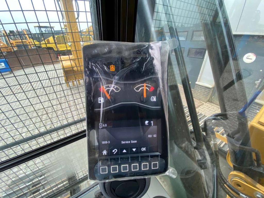 Caterpillar 323D3 Foto 20