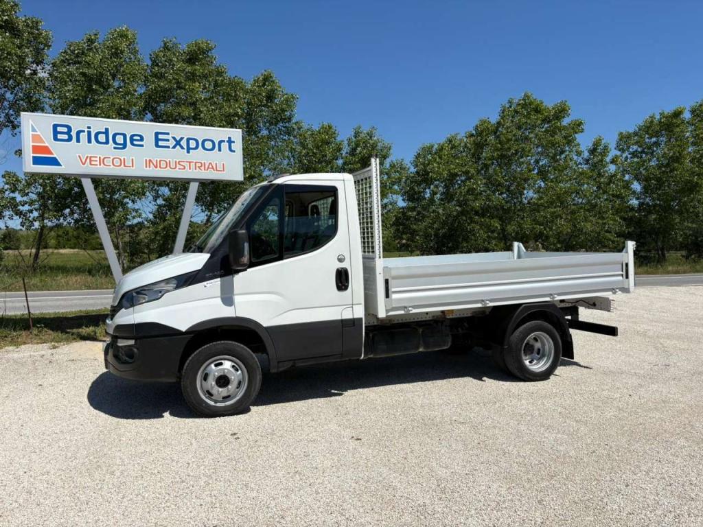Iveco DAILY 35C14 EURO 6 - 90.000KM Foto 2