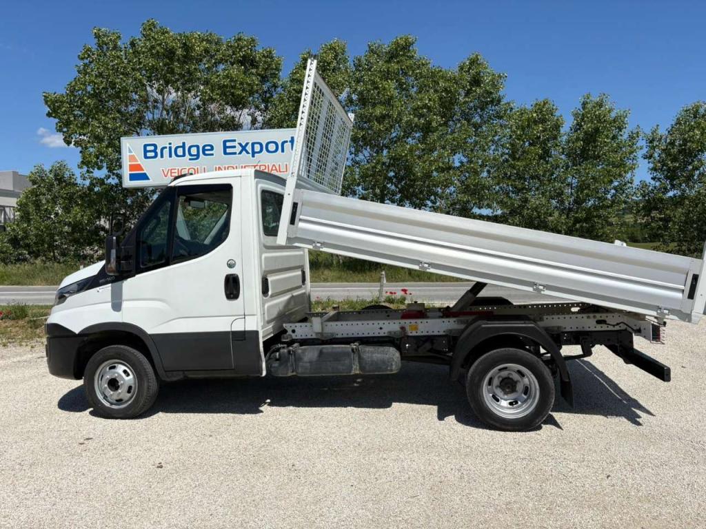 Iveco DAILY 35C14 EURO 6 - 90.000KM Foto 3