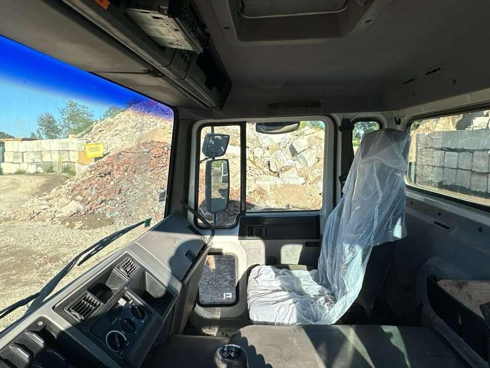 Volvo FL619 4X2 Foto 13