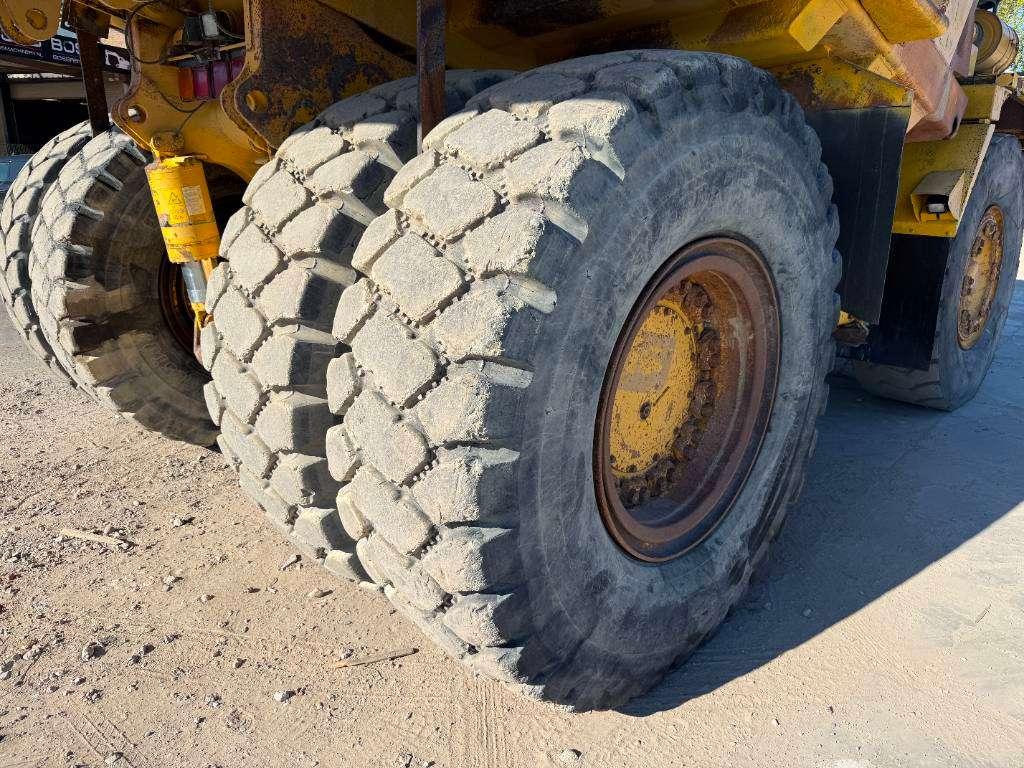 Komatsu HD605-5 - Automatic Greasing / Camera Foto 28
