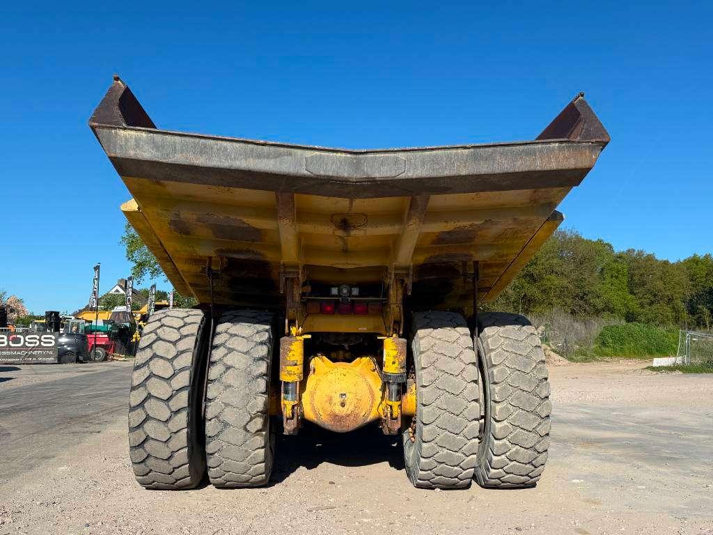 Komatsu HD605-5 - Automatic Greasing / Camera Foto 3