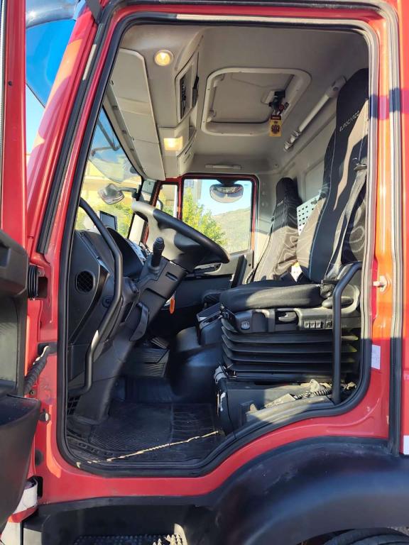Iveco EUROCARGO 150-280 Foto 24