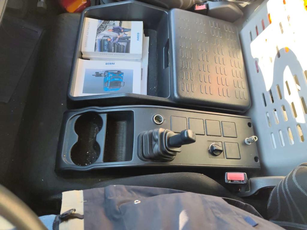 Iveco EUROCARGO 150-280 Foto 28