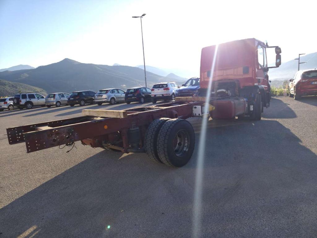 Iveco EUROCARGO 150-280 Foto 3