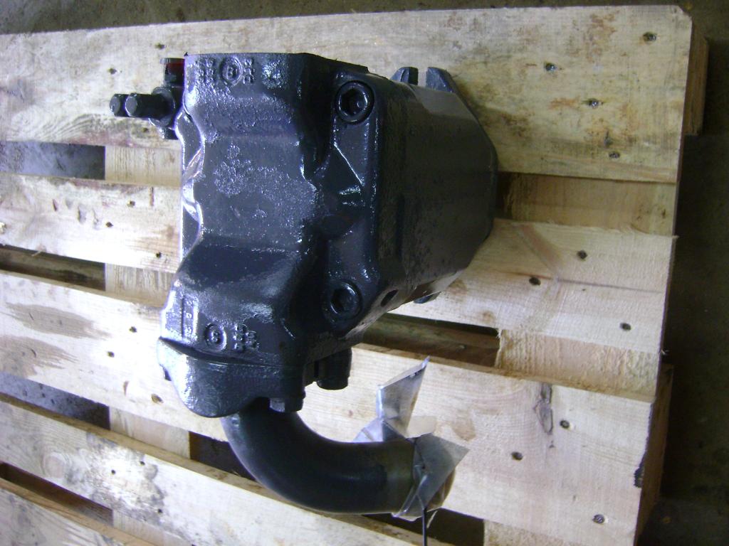 Pompa idraulica per Fiat Kobelco W 130 Foto 2