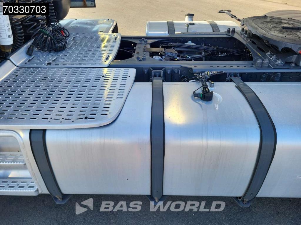 Daf XF 480 4X2 SC 2x Tanks ACC Foto 12