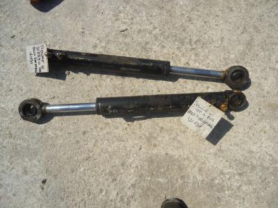 Pistone di sterzo per Fiat Hitachi W130 in vendita da OLM 90 Srl