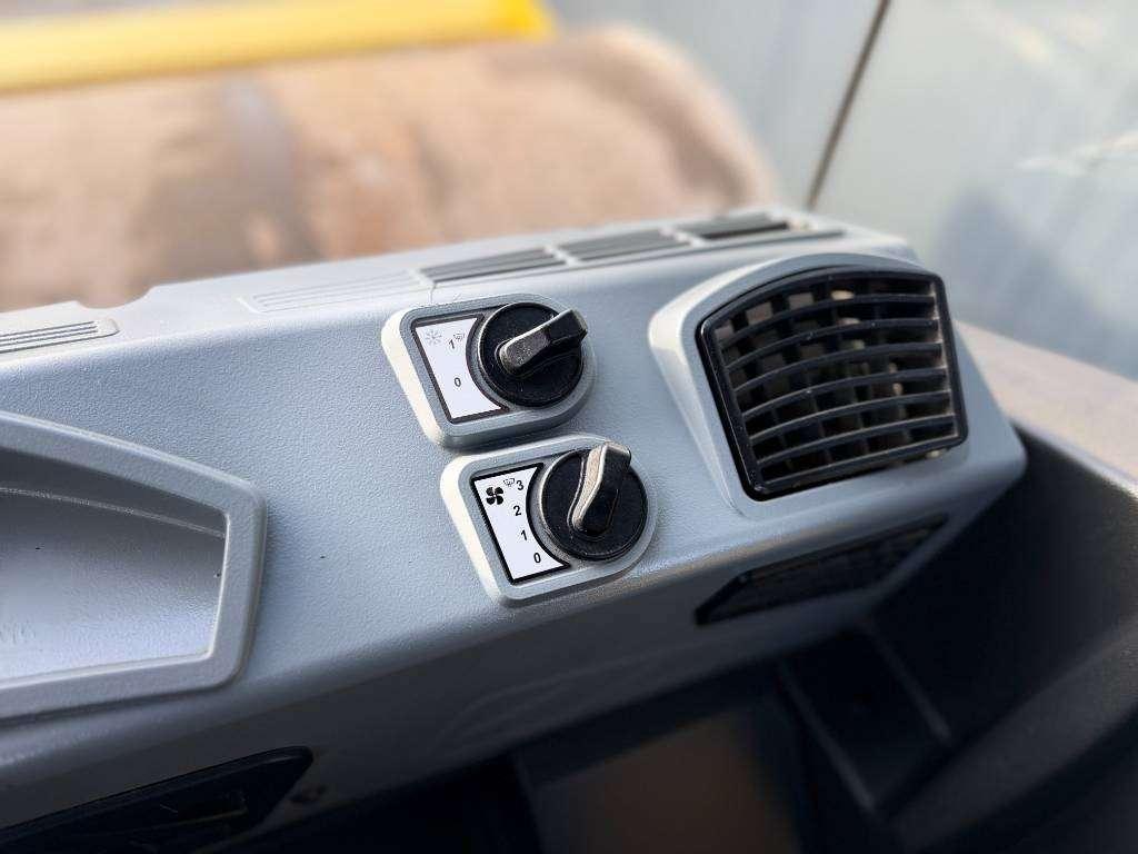 Bomag BW213D-5 Foto 18