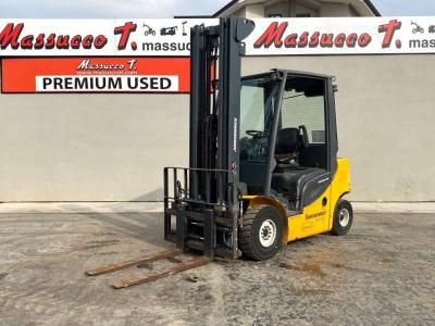 Jungheinrich DFG425s in vendita da Massucco T. Srl