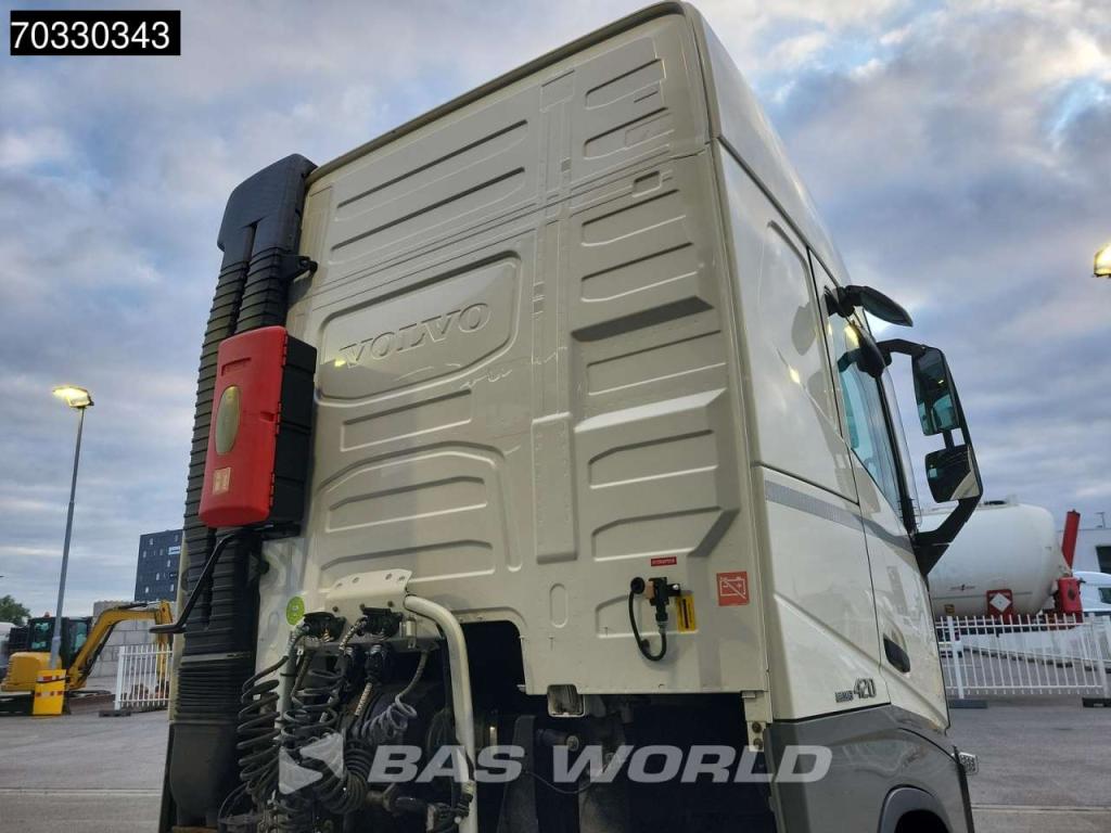 Volvo FH 420 FH 4X2 ADR Standklima ACC PTO Alcoa's Foto 13