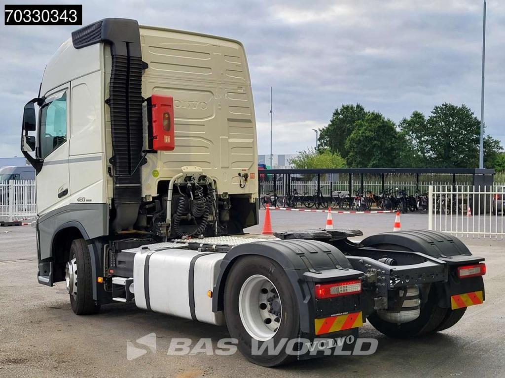 Volvo FH 420 FH 4X2 ADR Standklima ACC PTO Alcoa's Foto 2